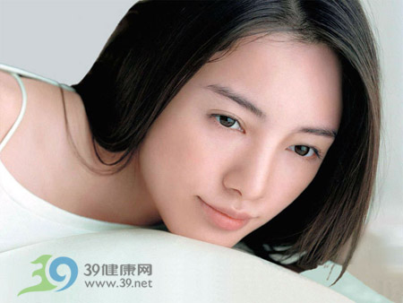 专家教你日常丰胸小窍门 专家教你日常丰胸小窍门