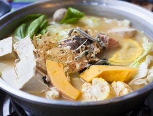 木瓜炖生鱼的菜谱(图)