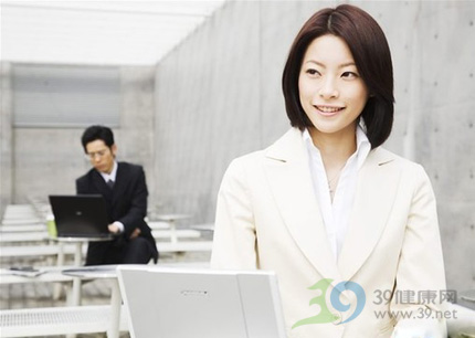 瑜伽：女人从此美丽