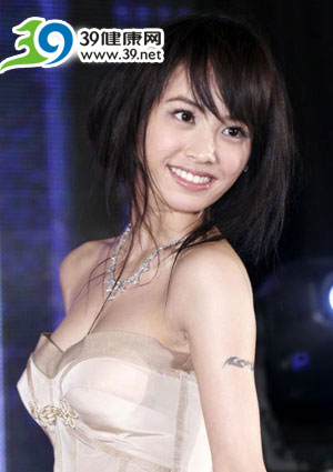 蔡依林牛奶美肌魔咒 蔡依林牛奶美肌魔咒