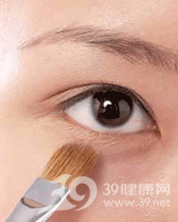 内双眼美眉的化妆技巧 内双眼美眉的化妆技巧