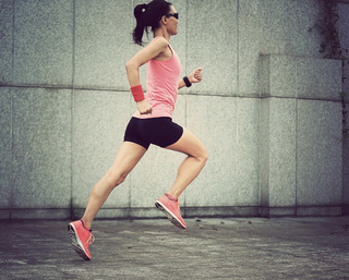 轻松小锻炼:零器械健身操 轻松小锻炼:零器械健身操