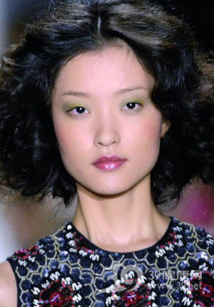 2008年伊始,彩妆应该怎么化? 2008年伊始,彩妆应该怎么化?