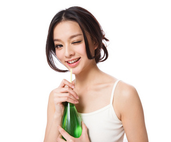 简单运动 做美腿女人