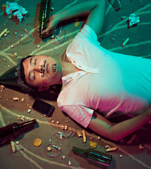 中国工程院院士钟南山迎春会上跳斗牛舞