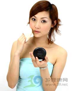 防脱妆 让你变成不出油的美妆MM 防脱妆 让你变成不出油的美妆MM