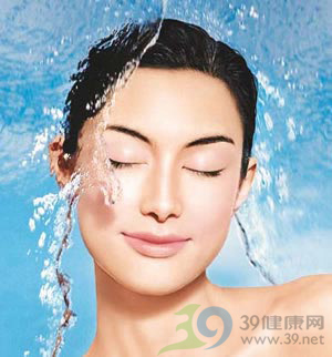 循序渐进去痘洗脸法 循序渐进去痘洗脸法