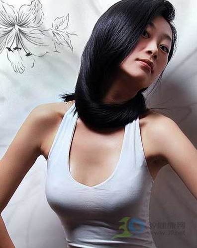 怎样让秀发看上去更加浓密? 怎样让秀发看上去更加浓密?
