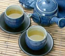 自制荷叶山楂薏米减肥茶