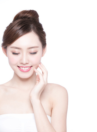 你患上化妆品皮肤病了吗? 你患上化妆品皮肤病了吗?