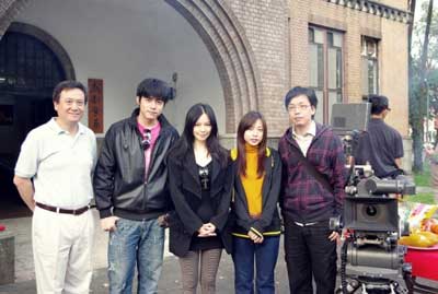 徐若u加盟《茱丽叶》 意外扭伤脚