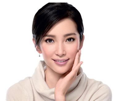 娱乐圈剩女 面若桃花护肤有方