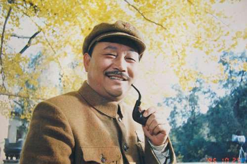 银屏“贺龙第一人”高长利病逝 追悼会昨日举行 银屏“贺龙第一人”高长利病逝 追悼会昨日举行