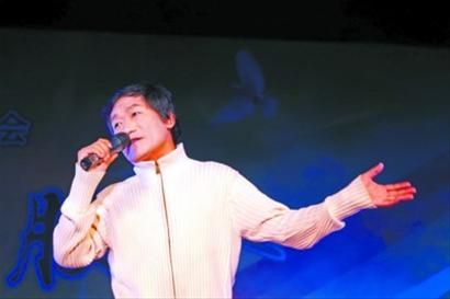 谢东已服药物进行戒毒治疗 唱片公司称不解约 谢东已服药物进行戒毒治疗 唱片公司称不解约