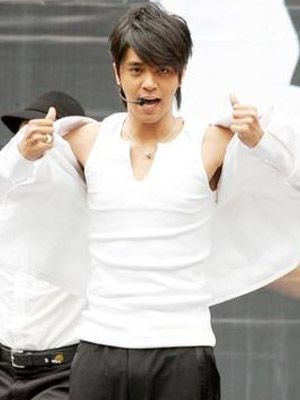 小猪领衔 男星保养也到位