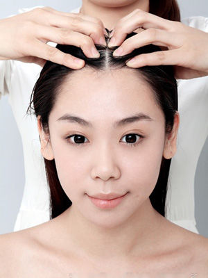 1分钟头皮按摩操 每天在家享受专业头皮Spa 1分钟头皮按摩操 每天在家享受专业头皮Spa