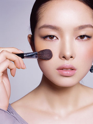 5个小秘招 熬夜后轻松上妆 5个小秘招 熬夜后轻松上妆