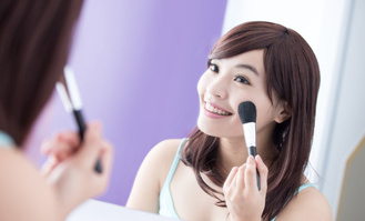 14岁少女拥有透视眼 眼球成白色 14岁少女拥有透视眼 眼球成白色
