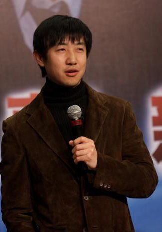 导演鄢颇被砍案庭审现场曝光 被告否认受人指使 导演鄢颇被砍案庭审现场曝光 被告否认受人指使