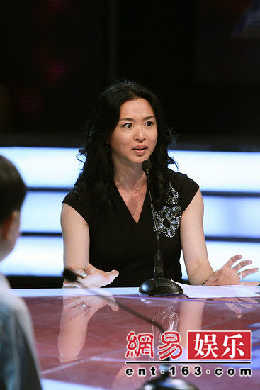 李阳谈家暴称结婚只为实验 金星斥其缺乏教养 李阳谈家暴称结婚只为实验 金星斥其缺乏教养