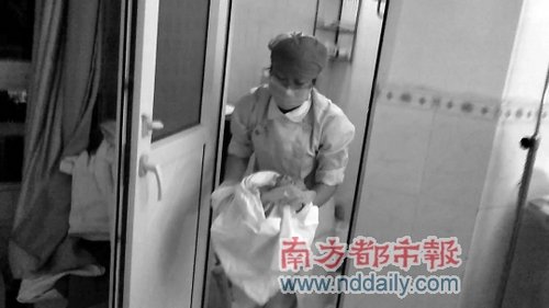 南海红会医院活婴当死婴丢厕所 家属查看在动 南海红会医院活婴当死婴丢厕所 家属查看在动