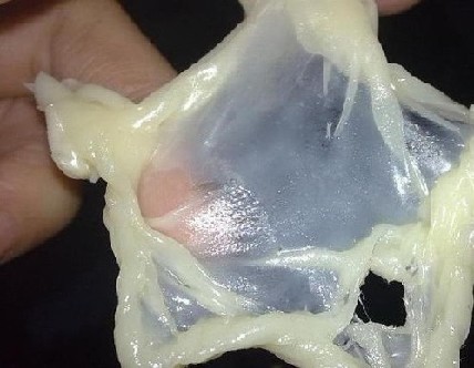 娃哈哈称营养快线变胶状正常 含11种添加剂怎当早餐 娃哈哈称营养快线变胶状正常 含11种添加剂怎当早餐