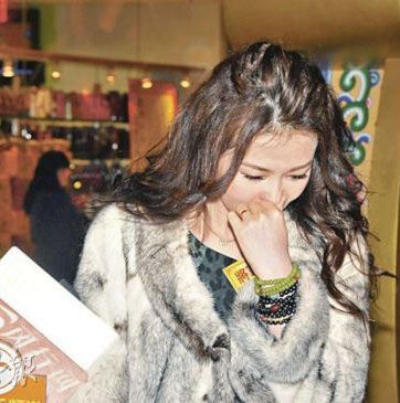诸葛紫岐公开承认小产 斥陈法拉乱开玩笑 诸葛紫岐公开承认小产 斥陈法拉乱开玩笑