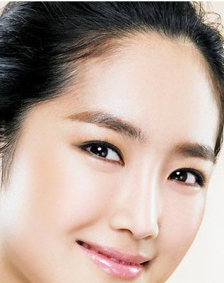 术后3因素确定割双眼皮多久恢复_整形