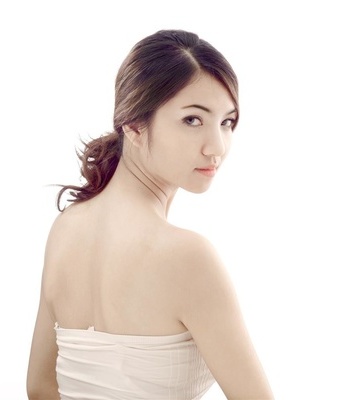 学穿越剧美女让容貌穿越一回_整形