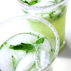 男人细品,好女人更像一杯“茶”!