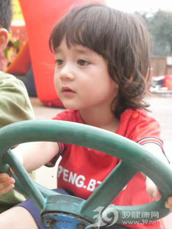 成龙小宝贝长大拉宝贝计划马修宝宝近照