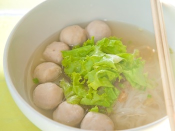 增肥食谱：排骨黄豆汤