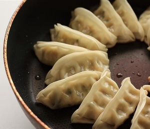 四维彩超直击：子宫里的多胞胎（组图）