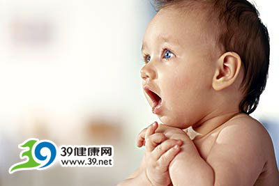 宝宝打嗝了怎么办?