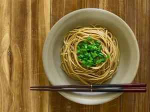 甲状腺瘤病人能吃面条吗