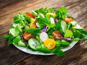 一分钟了解:西安好的白癜风医院(排名新鲜出炉)-吃绿叶蔬菜对白癜风恢复有帮助吗?