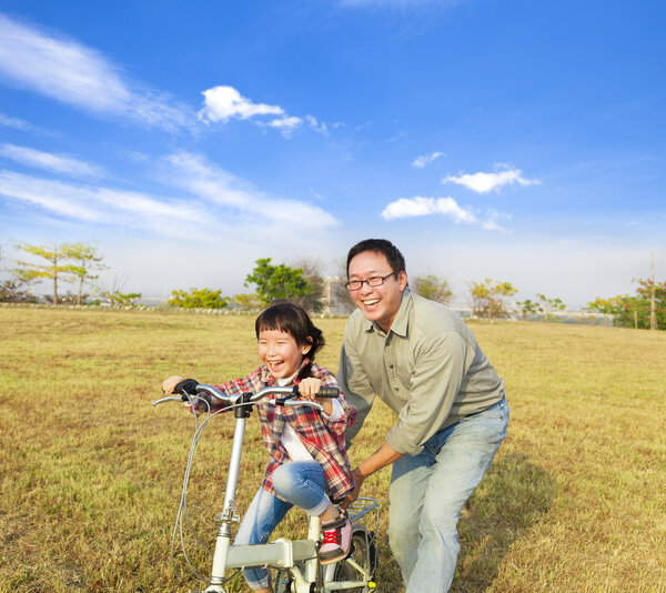 支招：新爸爸如何抱新生宝宝