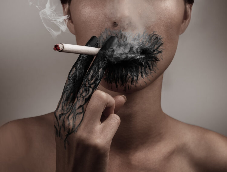 医生拍下抽烟前后手臂的变化，看了你还不打算戒烟吗？